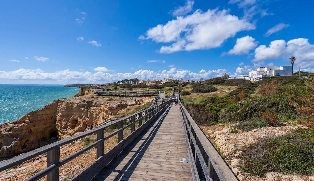 Carvoeiro Boardwalk and cliff views near Algar Seco